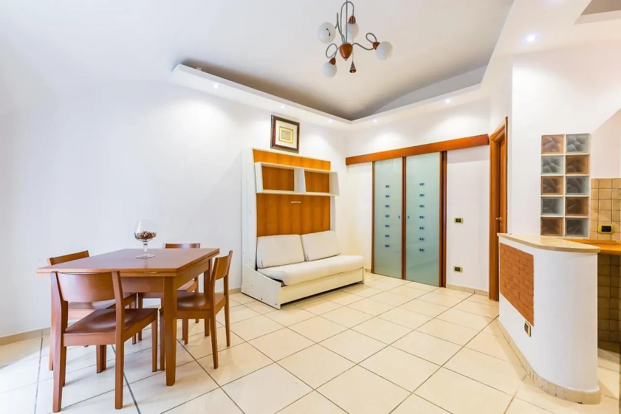 Tolentino Studio Flat By Napoliapartments Italy