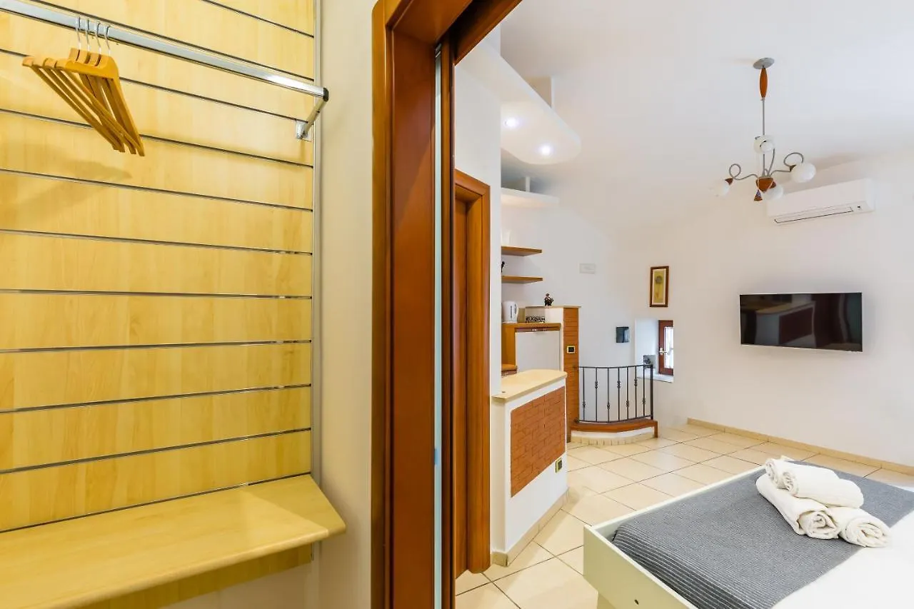 Tolentino Studio Flat By Napoliapartments