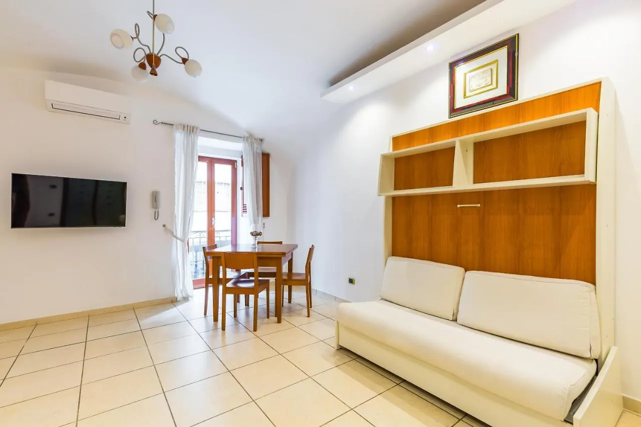 Tolentino Studio Flat By Napoliapartments Neapol